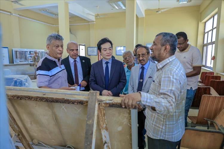 جامعة عدن و«لونغشيانغ» الصينية تعززان الشراكة في الطاقة والتكنولوجيا