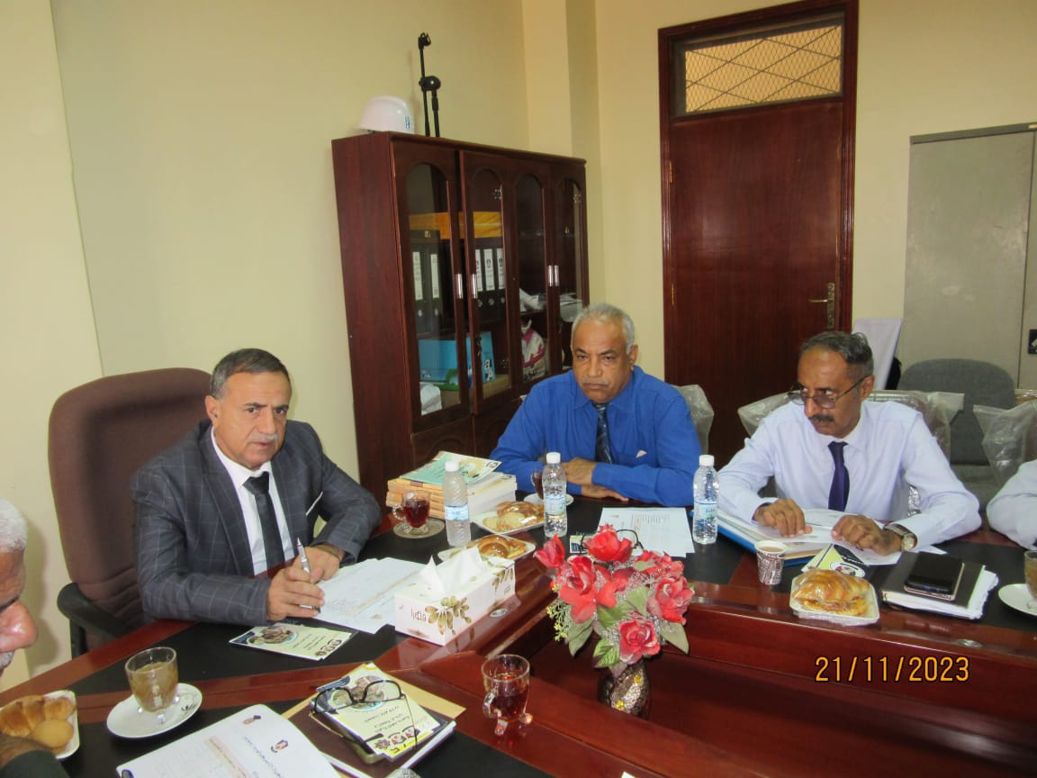 اجتماع اللجنة المنظمة لفعاليات الذكرى ال 45 لتأسيس كلية الهندسة - جامعة عدن