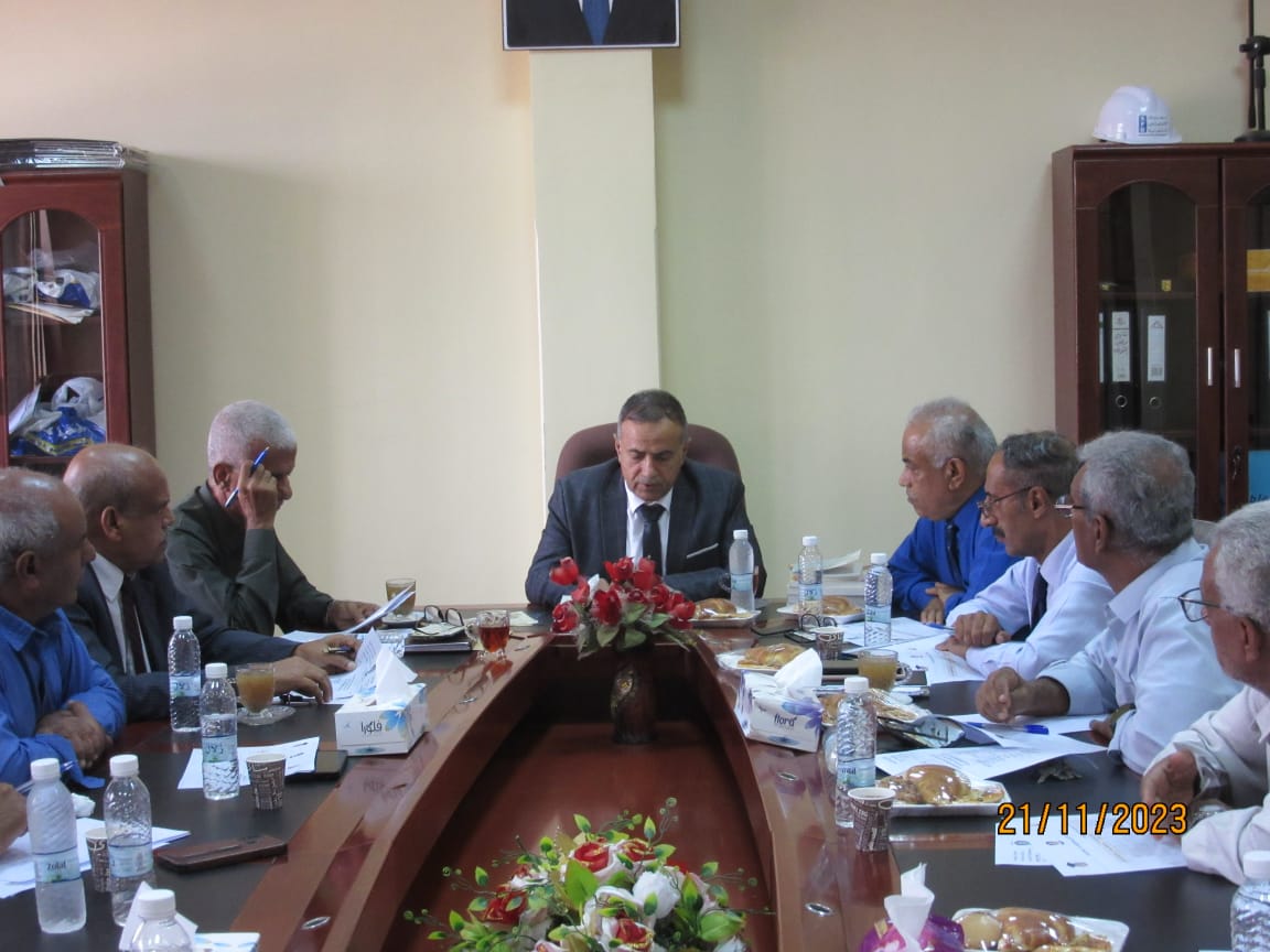 اجتماع اللجنة المنظمة لفعاليات الذكرى ال 45 لتأسيس كلية الهندسة - جامعة عدن