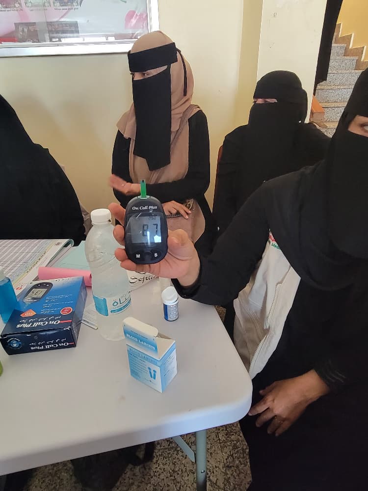 تقديم الخدمات الطبية في الكلية