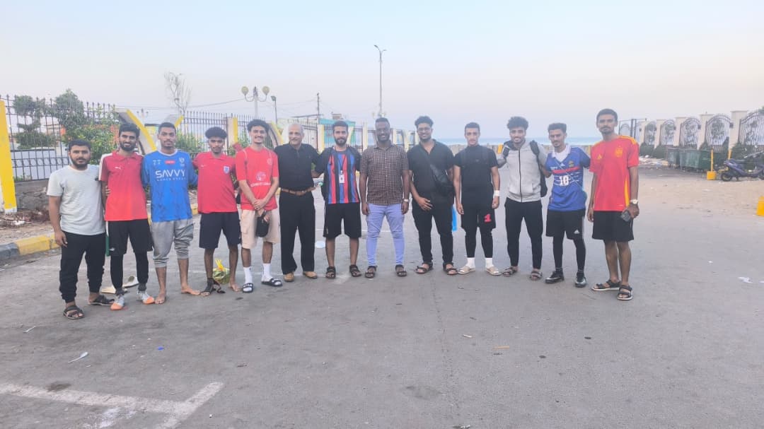  كلية الهندسة تعزز الانشطة الطلابية وتحصد الكؤوس 